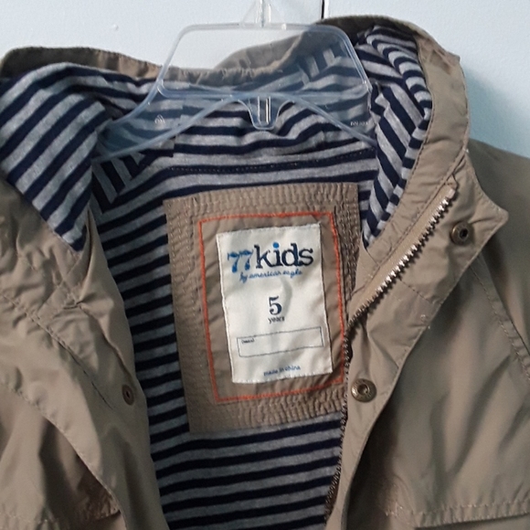 Jacket - Picture 3 of 4